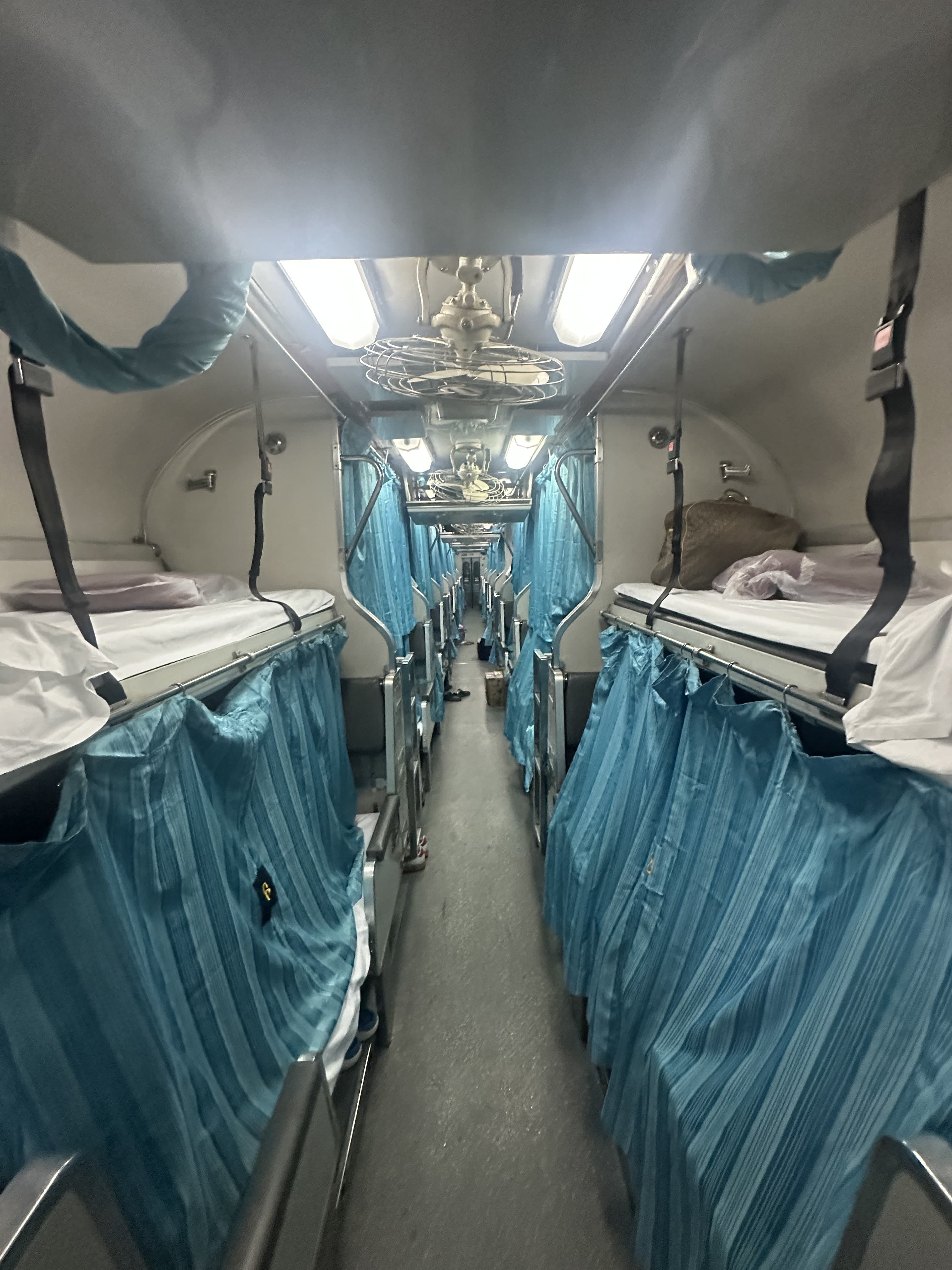 01. GO SOMEWHERE thumbnail